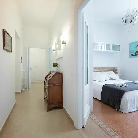 Apartment With One Bedroom In Roma, With Wifi *
