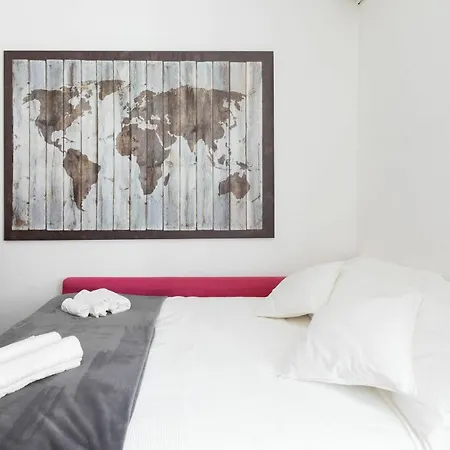 Apartment With One Bedroom In Roma, With Wifi Rome
