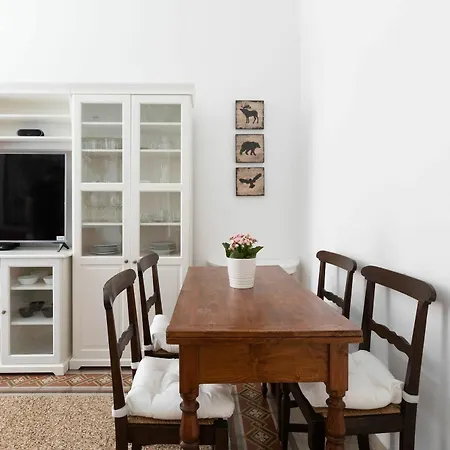 With One Bedroom In Roma, With Wifi * Rome