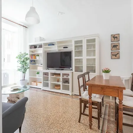 With One Bedroom In Roma, With Wifi Apartment Rome