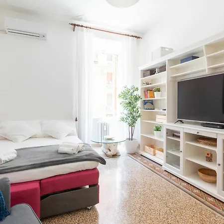 Apartment With One Bedroom In Roma, With Wifi